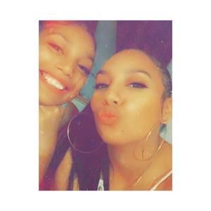 Meet your Posher, Jenn